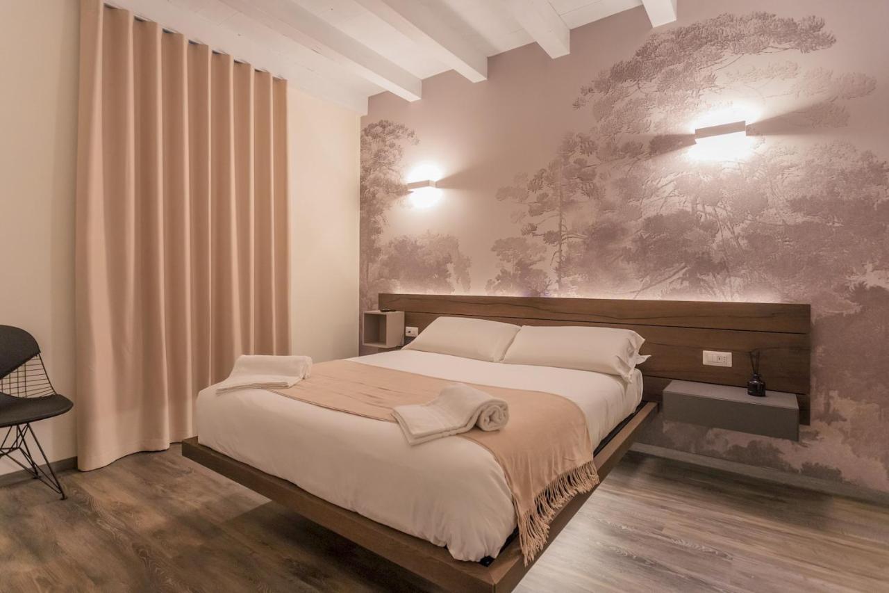 Modern & Stylish Apartment In Como City By Rent All Côme Extérieur photo