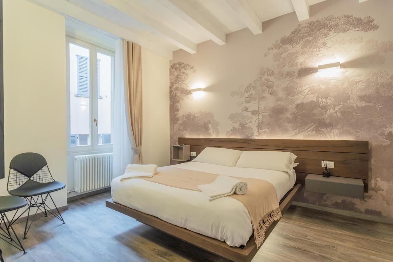 Modern & Stylish Apartment In Como City By Rent All Côme Extérieur photo